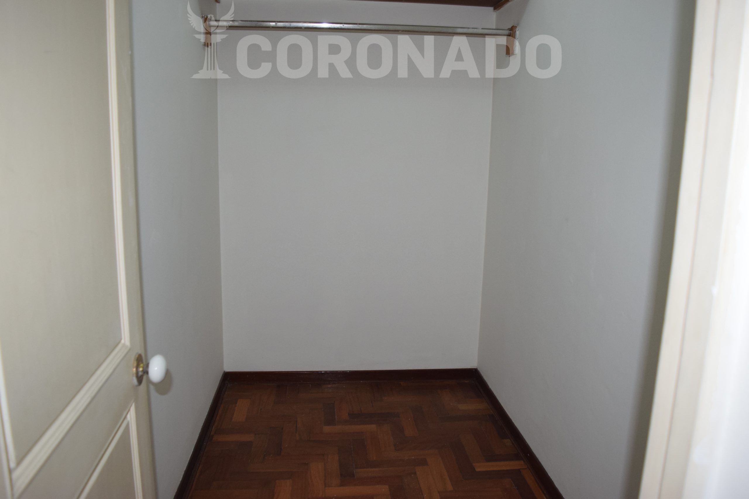 Oficina Alquiler San Andrés 2 piso