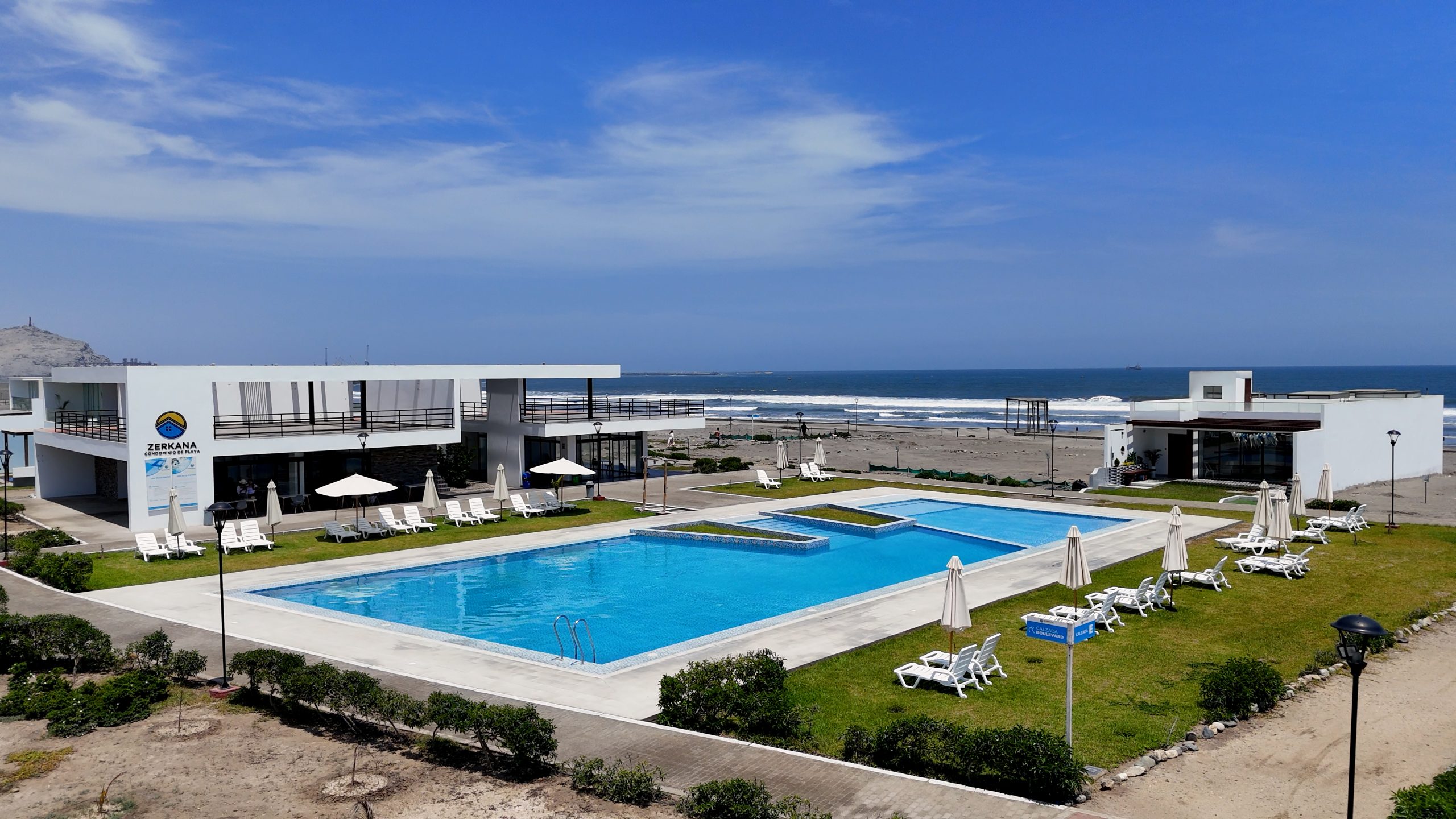 1 (2) Terreno Venta Casa de playa en Salaverry
