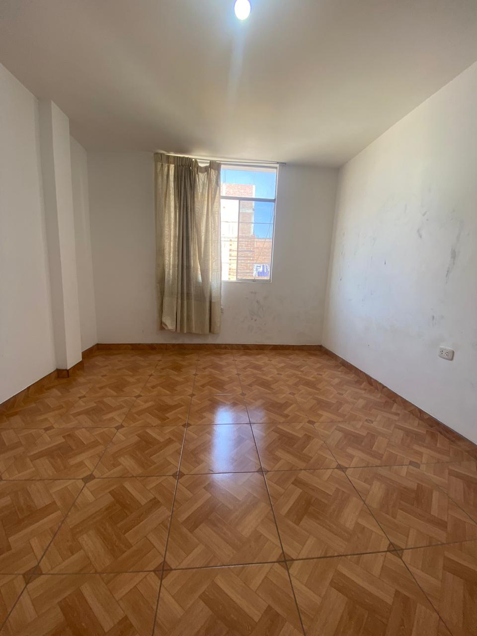 F11 Casa Venta La Esperanza. 2 pisos