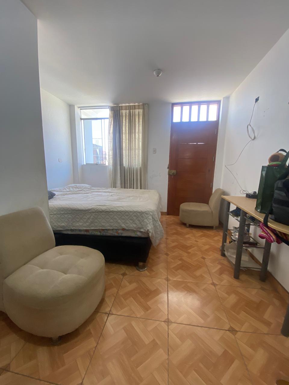 F9 Casa Venta La Esperanza. 2 pisos