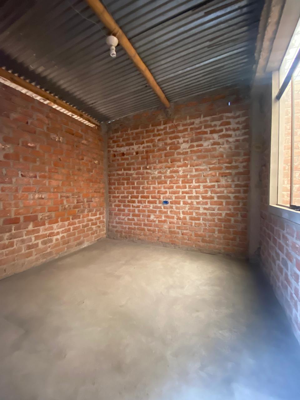 F11 Casa Venta La Esperanza. 2 pisos