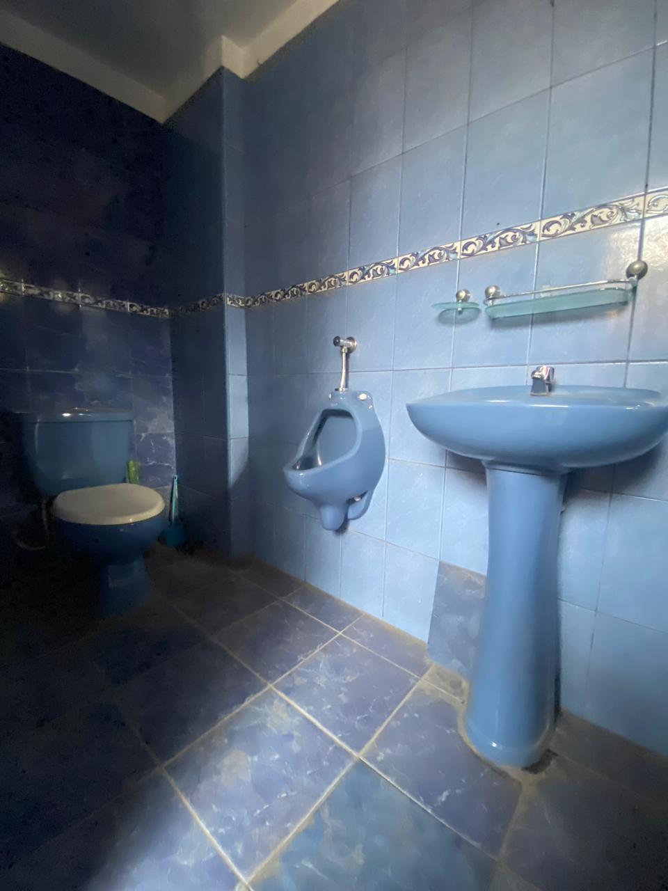 F8 Casa Venta La Esperanza. 2 pisos