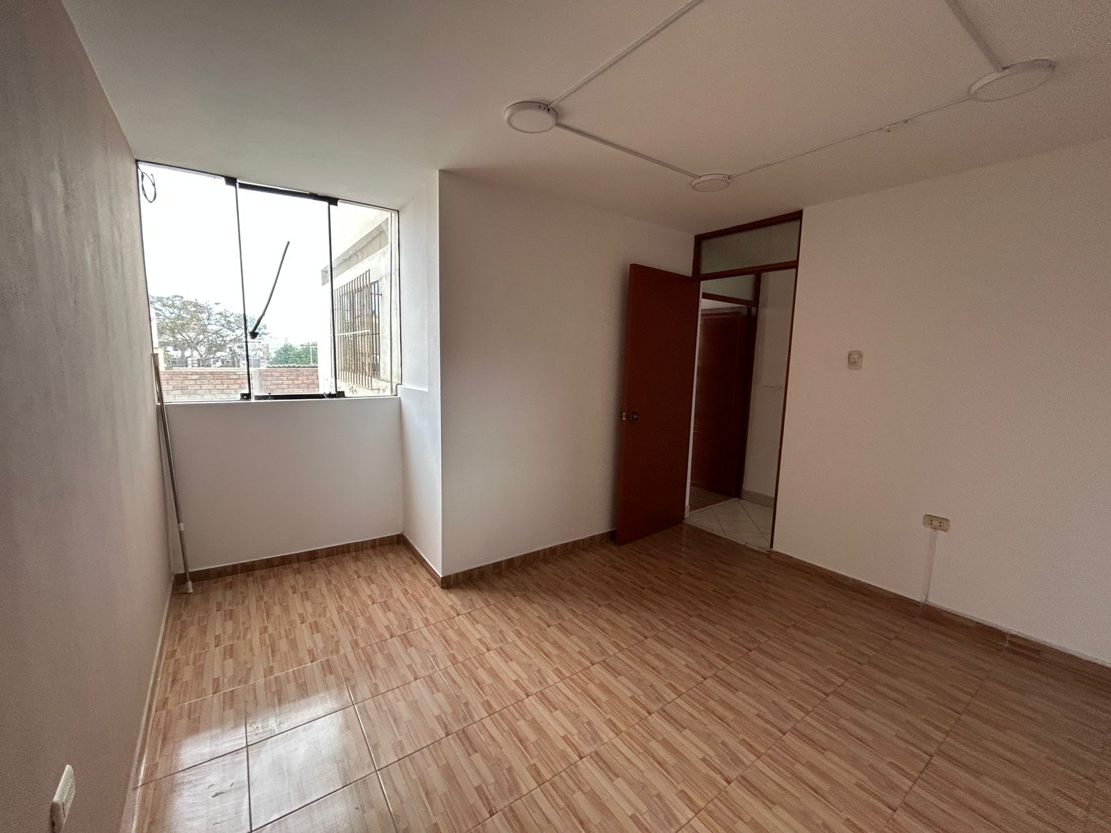 Departamento Venta Urb. Primavera 3er Piso