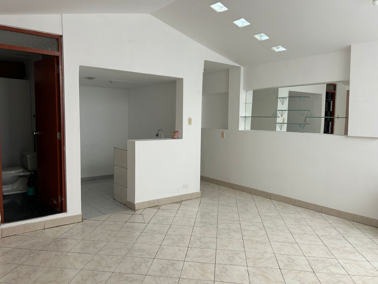 Departamento Venta Urb. Primavera 3er Piso
